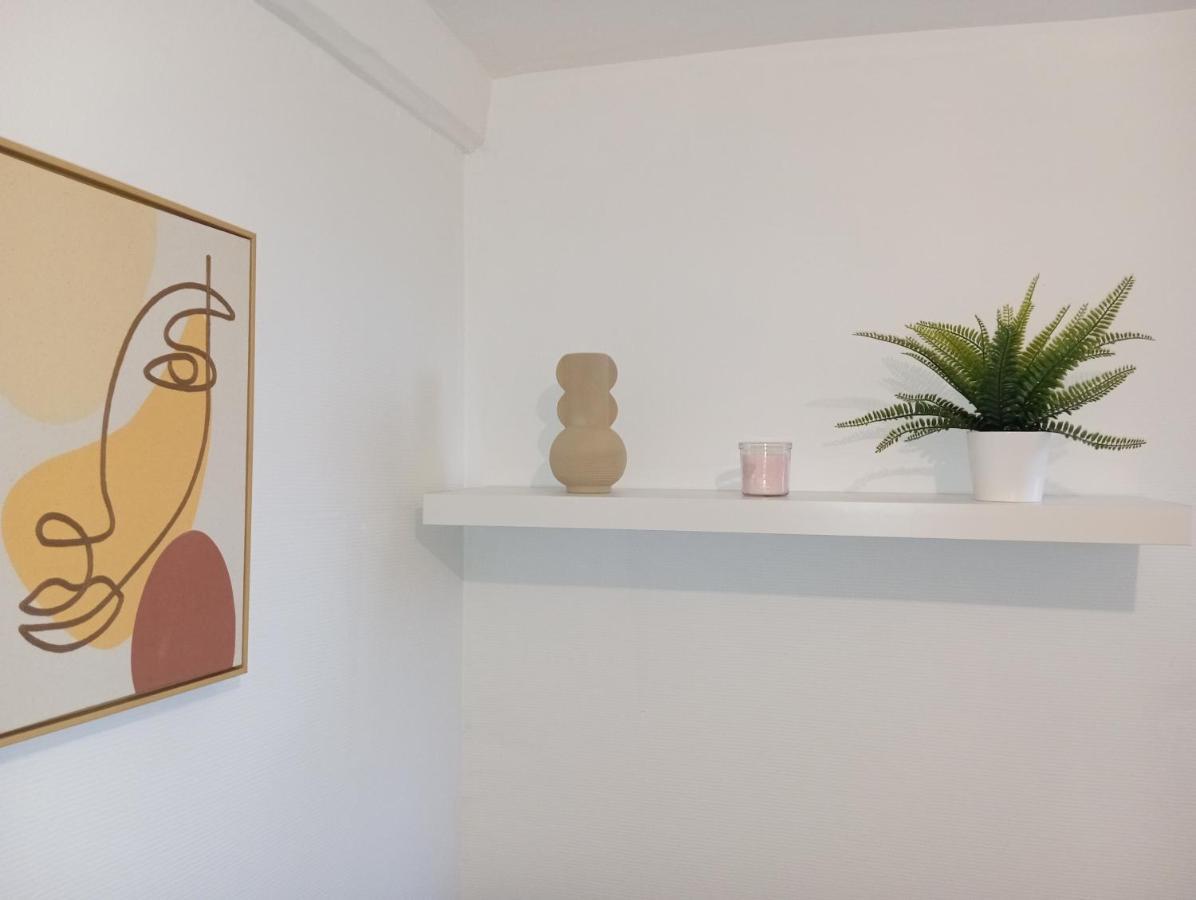 Appartement Cosy Plein Centre Conches-en-Ouche Ngoại thất bức ảnh